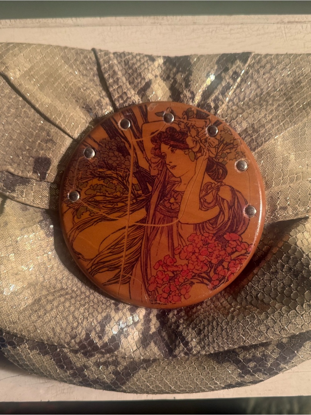 Vintage Suzie Kondi Gold Clutch with Decorative Round Floral Medallion